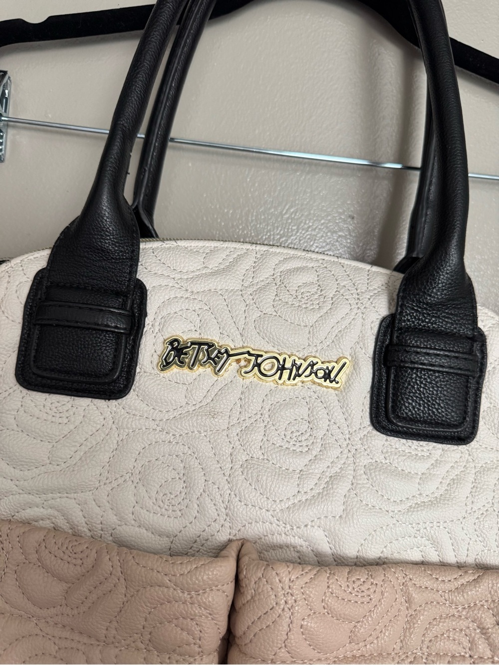 Betsey Johnson Two-Tone Quilted Tote Diaper Bag in Cream & Blush - Picture 3 of 9